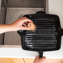 Best brush cooking  pan cleaner