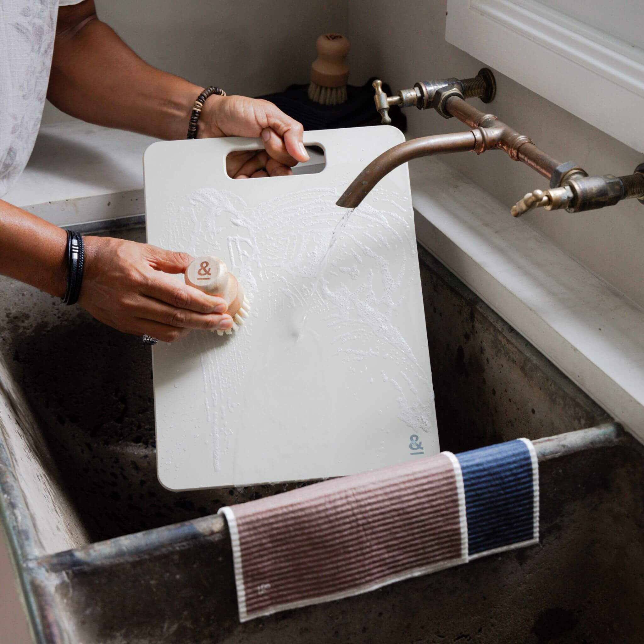 Pot Scrubber | Beechwood